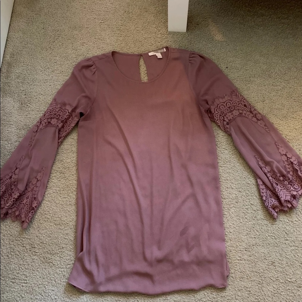 Purple long sleeve lace dress